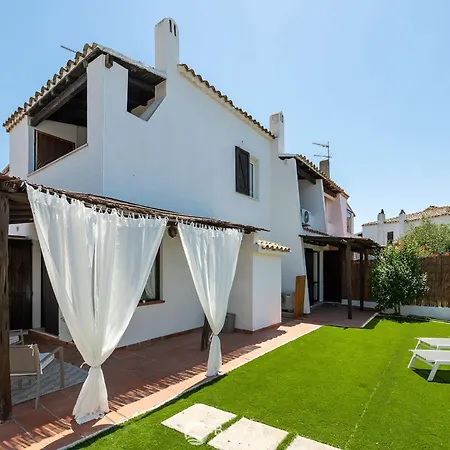 Casa Granchio - Patio, Garden & Sea Vibes شقة *